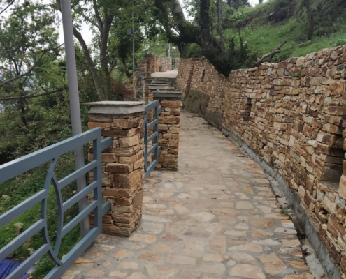 Path towards Katarmal temple